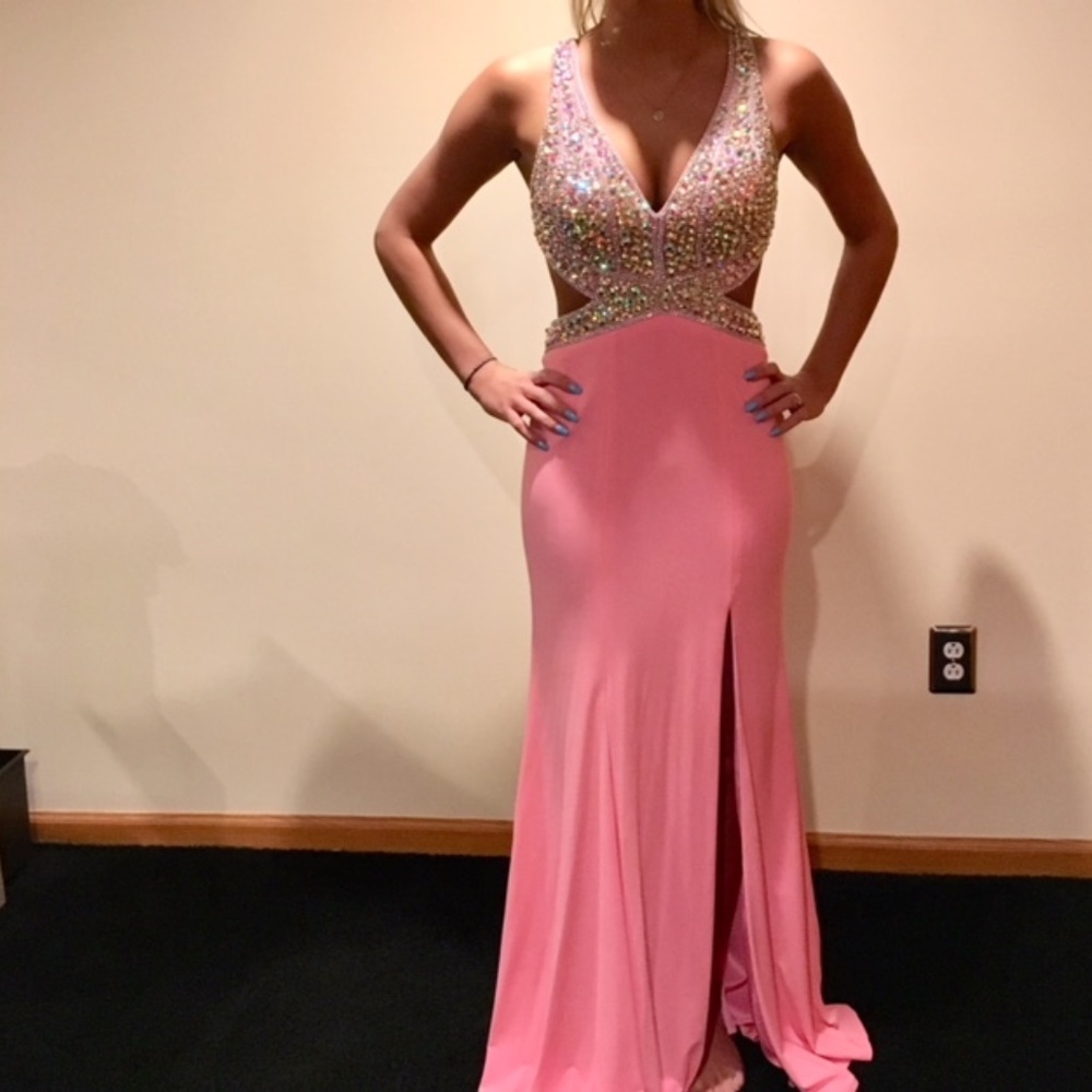 PROM GOWN
